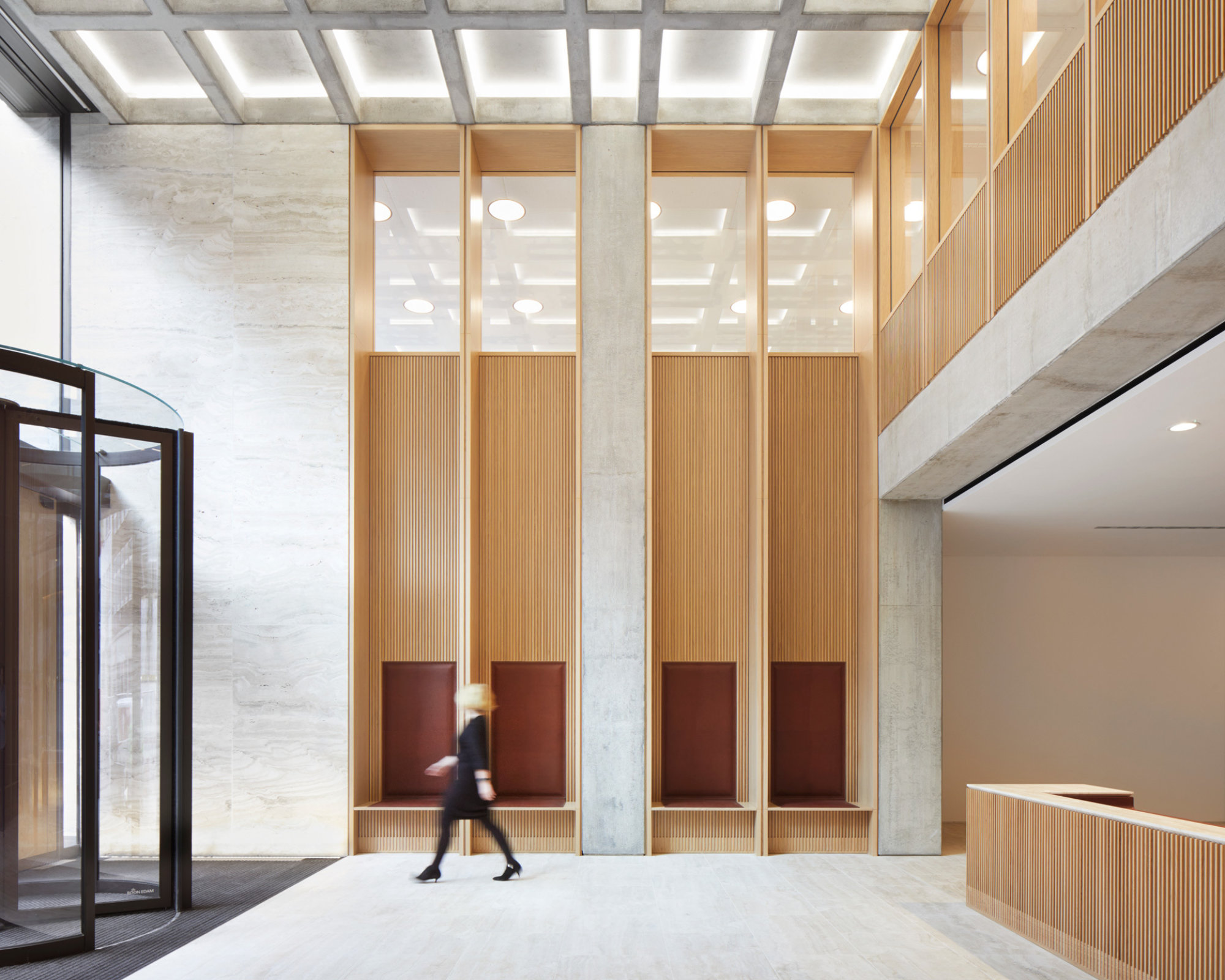 Piercy&Company lead by MArch DS16 tutor Stuart Piercy wins BD’s “Office Architect of the Year 2018” Award